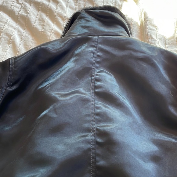 Gap Bomber - Picture 10 of 15